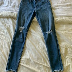 Madewell Distressed 9” High Rise Skinny Jean